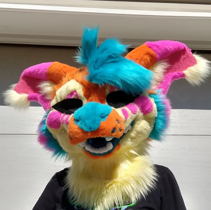 Danceyouwolf1's tweet photo. 🐙Welcome!!🐙
✨I'm Dance!! I'm 17! ✨
💧I'm a fursuit maker and an artist!💧
🍄Enjoy my page 🍄 https://t.co/x3gmG8AeyL