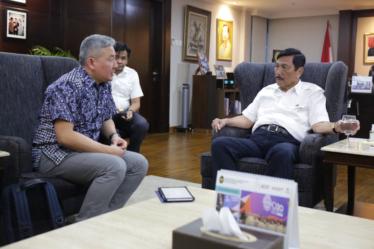 leejo80's tweet photo. Great to be back in Jakarta - especially after at our recent Annual Meeting #wef23, witnessing how much ASEAN has really become center of global discussion and given Indonesia will be chairing #asean in 2023 with the theme of “ASEAN Matters: Epicentrum of Growth” https://t.co/XTjgxoZfE2