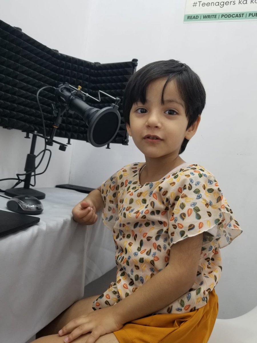 theBookwalla's tweet image. आज मेले का आख़िरी दिन!  
इसके बाद हम और हमारा स्टूडियो यहाँ नहीं मिलेगा। फिर हम मिलेंगे वेब और ऐप पर ही। 

तो आज समय निकाल ही लीजिए और बच्चों को भी ज़रूर साथ लाए।

@UnboundScript के स्टॉल नंबर 228, हॉल नंबर 2. 

#teenagerskakona #UnboundScript #weareunbound #WorldBookFair2023