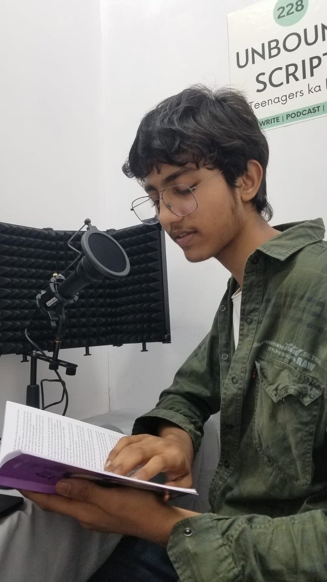 theBookwalla's tweet image. आज मेले का आख़िरी दिन!  
इसके बाद हम और हमारा स्टूडियो यहाँ नहीं मिलेगा। फिर हम मिलेंगे वेब और ऐप पर ही। 

तो आज समय निकाल ही लीजिए और बच्चों को भी ज़रूर साथ लाए।

@UnboundScript के स्टॉल नंबर 228, हॉल नंबर 2. 

#teenagerskakona #UnboundScript #weareunbound #WorldBookFair2023
