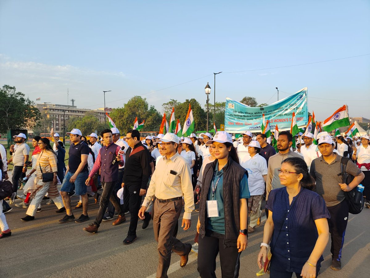MoHFW_INDIA's tweet photo. Mega walkathon event #WalkforHealth organized today in New Delhi, on the occasion of International Women's day. 

Glimpses of the enthusiastic participants, walking for a better health, fitter self. https://t.co/TjjlUVG17c