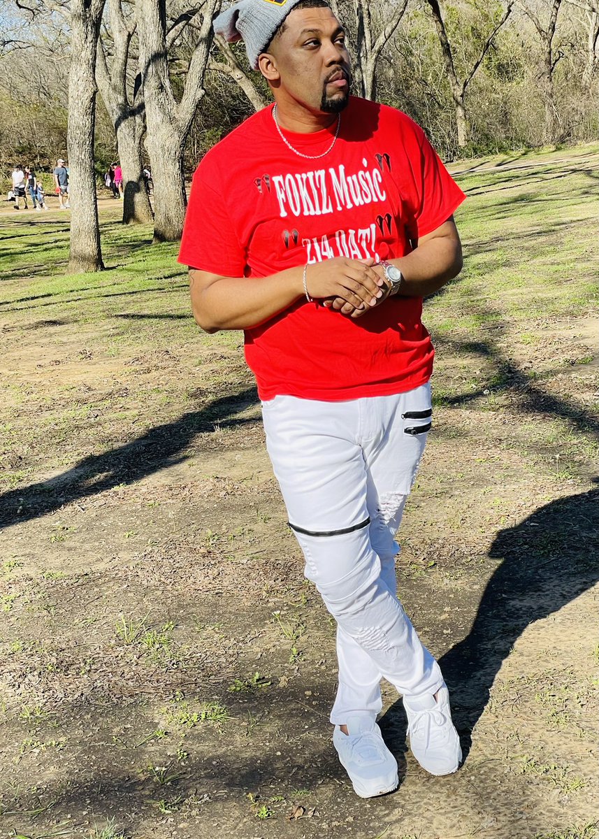 Malcolmj_31's tweet photo. “U” The Official Music Video Shoot is Officially Done #UOfficialMusicVideocomingsoon #FokizMusic #214Dat #OnlyThmBeginning 😁🤩 https://t.co/kYMteFKCsF