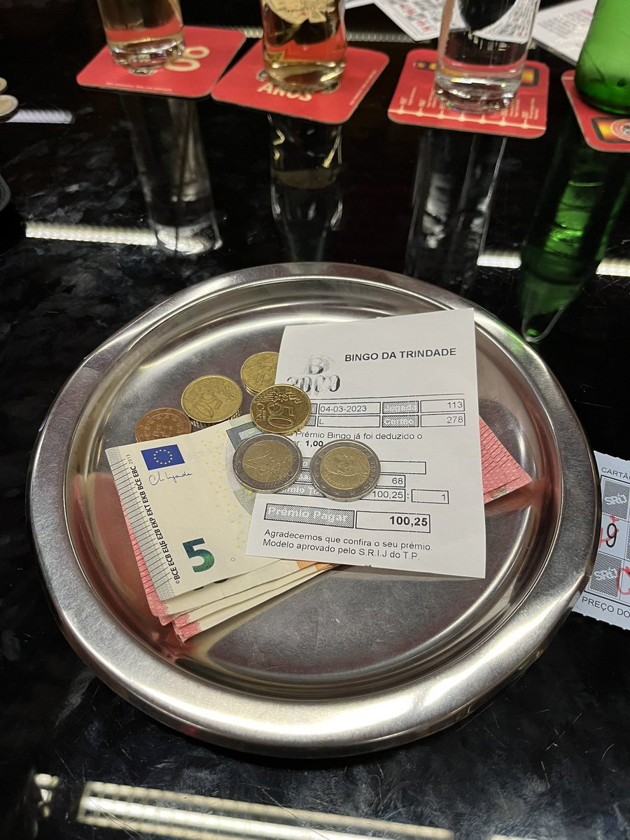 diogofilipsousa's tweet image. vim a um date e fizemos bingo. boa noite a todos