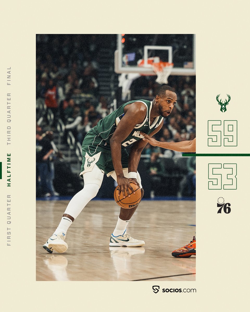 Bucks's tweet photo. Quick water break. https://t.co/TM9jZnzkE1