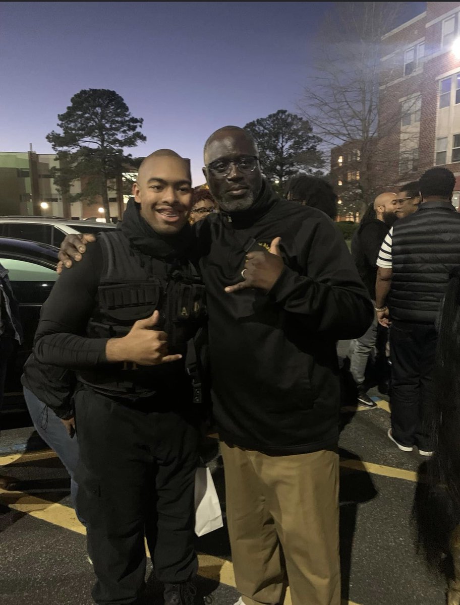 dr_diron's tweet image. When “My Guy” @jdmoody02 becomes “My Frat Brother” and a “ Number 9“ My 06 Frat! #9 #alphaphialphafraternityinc #frat #fraternity @apa1906NETwork