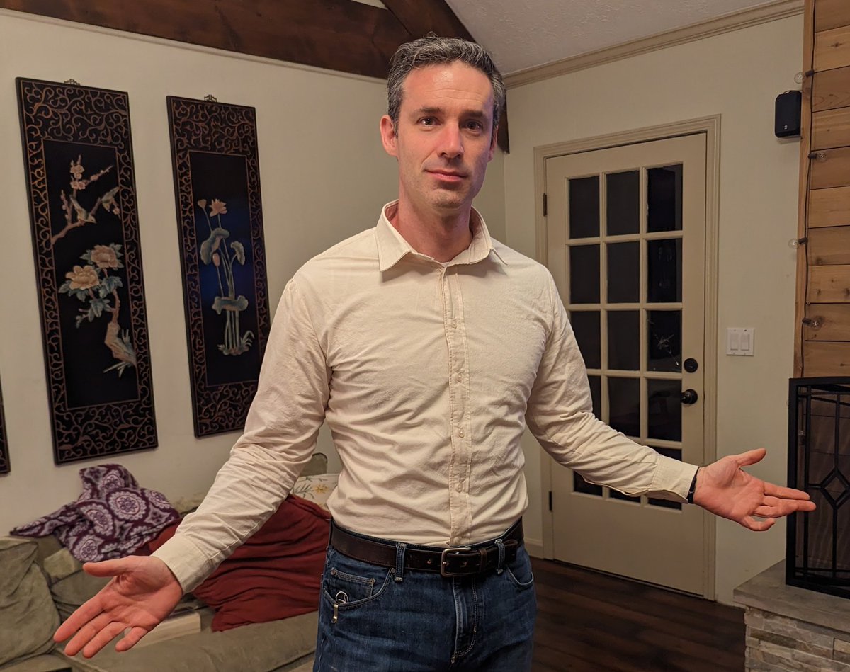 evandaremington's tweet photo. I made this shirt.   And vest.  And sourdough!  #Maker https://t.co/yYsl2hXLWS
