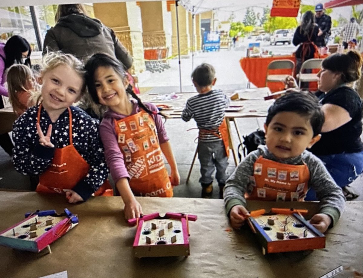 Proud auntie alert‼️ Had to share this cute pic of my niece and nephew, they love going to the THD kids work shop and wearing their little aprons 🧡🥰