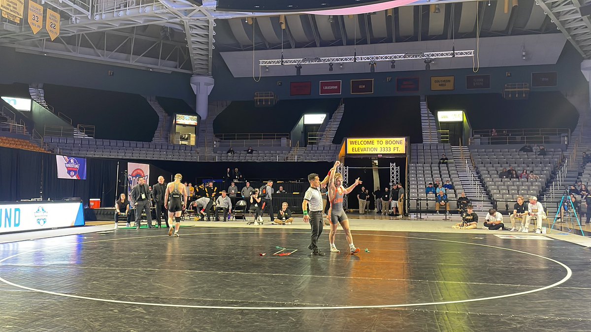 gallardo_rachel's tweet image. #TrueSecond FINAL 

@GoCamelsWrestle Dom Zaccone heads to the big show by a 6-3 win

#SoConWR💪🏽 awards to follow!!