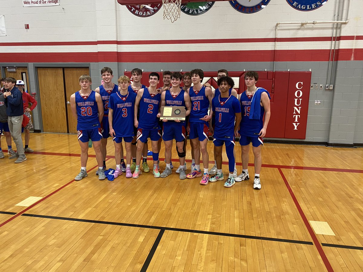 WELLSVILLEHOOPS's tweet photo. See y’all in Hutch!!!🔥🔥🔥🦅🦅🦅💙💙💙🦅🦅🦅 https://t.co/eFCRrxPPSM
