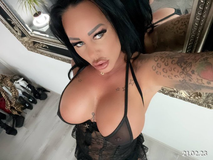 My https://t.co/tnIdlVQc7O pm for free and many Videos and pics also! 😘 https://t.co/vhJXMgTd8v<a href="/tag/selfie"class="tags"><span>#selfie</span></a><a href="/tag/sexy"class="tags"><span>#sexy</span></a><a href="/tag/heels"class="tags"><span>#heels</span></a><a href="/tag/german"class="tags"><span>#german</span></a><a href="/tag/milf"class="tags"><span>#milf</span></a><a href="/tag/cam"class="tags"><span>#cam</span></a>