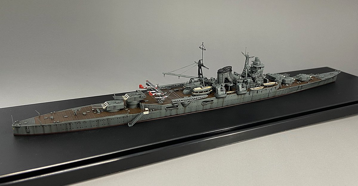 har36600's tweet photo. 軽巡洋艦　最上　完成しました。
使用キットはタミヤ 1/700 ウォーターラインシリーズ No.359 日本海軍 軽巡洋艦 最上
エッチングはアーティストホビー製です。
#艦船模型
#タミヤ https://t.co/m7ps6HbJx7