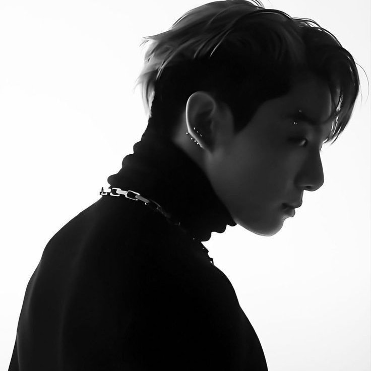 kookokranch's tweet photo. jikook lokal au - untouchable

Kay dulu dikenal lemah dan bahan bully, hingga 10 tahun kemudian namanya muncul menjadi salah satu pemegang saham terbesar dunia. tak banyak yang tau jika dibalik kesuksesannya, ada seseorang yang tak bisa "disentuh" karena tingkat kekuasaan. https://t.co/ueVWEow64p
