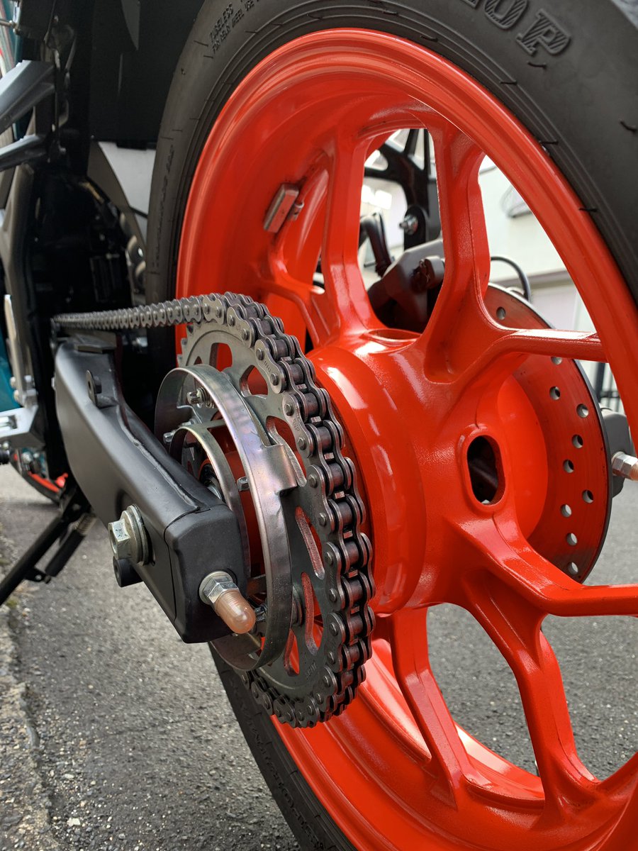 otton_CB's tweet photo. 洗車したった( ≖ᴗ≖​)✨
プレクサスで艶々🥺 https://t.co/3xWXaEfpsR