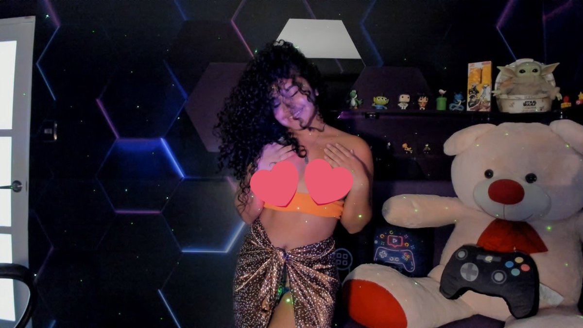 CandySexx1's tweet photo. #onlyfansgirl #onlyfanslatinas #viral https://t.co/wbe628vEQJ