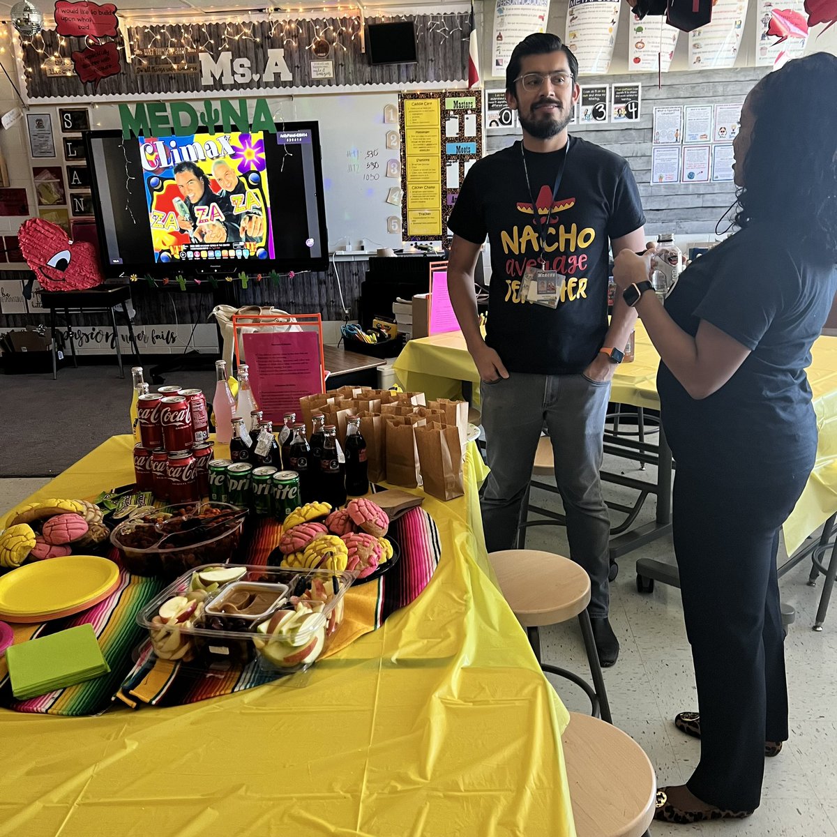 Andrea Aguinaga tweet media