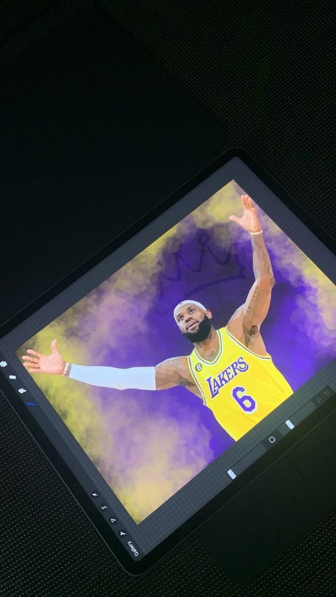 jakebcreates's tweet photo. @KingJames art nearly complete. “THE CORONATION” dropping soon 

#lebronjames #nbascoringrecord #lakers #lakernation #nba #nbaart https://t.co/NitHpqaR7F