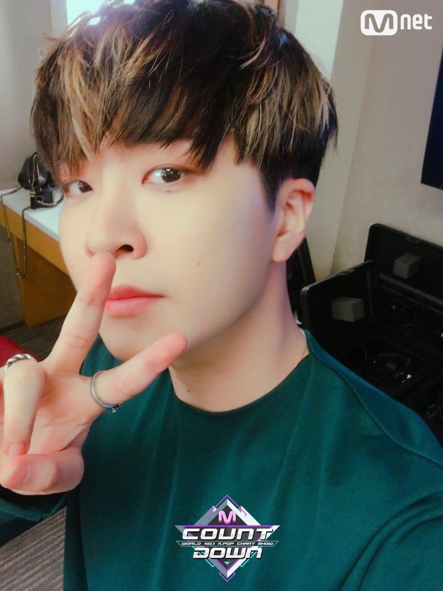 Si me ven llorando al momento en el que ya esté #𝑐al𝕝ingএ𝚋day·𝚐irl, nadie me diga nada porque no respondo ૮ ྀི ◞  ◟ ა hoy es un día para chillar a todas horas pues por fin la bandita celebra the #𝙽āzuʼ𝚜𖤓重返太阳 y no puedo estar más feliz por ello.

𝕒dora(ble) 🪱☆