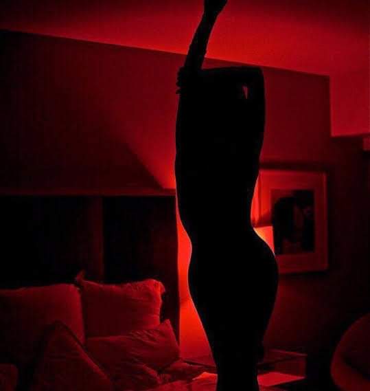 VictorOrt9's tweet photo. Good night in red Suscríbete a mi página azúl y tendrás contenido a tu placer💖😈 https://t.co/wyFyAxbYjv #onlyfansgirl #onlyfans_girl #onlyfanslatinas #onlyfansbabe #onlyfansmodel #Only18 #ContentCreator #ContenidoExclusivo #karidulce https://t.co/VLsww0DljD