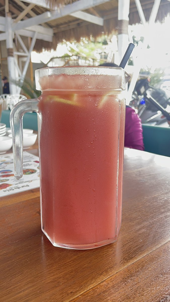 gastroadv_PH's tweet photo. Parola Seaview Restaurant
📍Danao, Cebu

Parola (from the Spanish word “Farola”) coined to mean “Lighthouse” is situated perfectly in Sands Gateway Mall, blessed with a 180° view of the sea. 

#gastronomicaladventures #restaurantreview #GAPH  #wheretoeatindanao #danaorestaurants https://t.co/TLkHlq8ekv