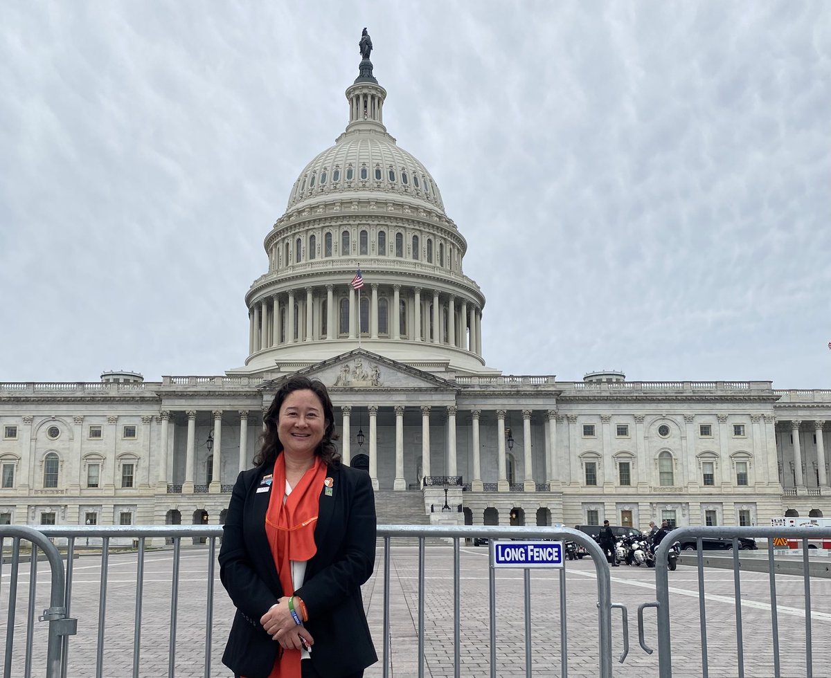 JuneMonroe3905's tweet photo. 🇺🇸We R living🧡kidney donors across US🇺🇸.How many of us will it take 2 convince legislators 2 pass laws that protect kidney patients-LDPA &amp; home dialysis?🇺🇸 #MyKidneyVoice @SenJackyRosen @SenCortezMasto @RepSusieLee @SenatorRomney @RepBlakeMoore @SenMikeLee @RepJohnCurtis @nkf https://t.co/82RIzSI2rX