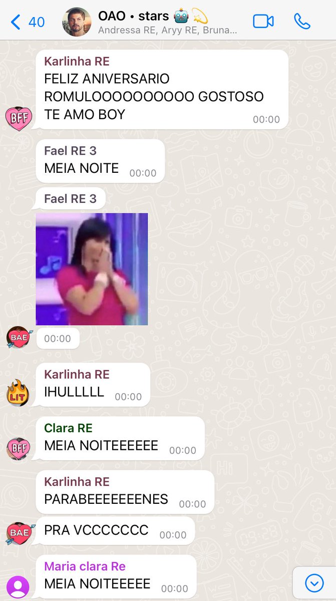 lightromulo's tweet photo. #romuloday – e a gente no grupo desejando parabéns kkkk que todas as energias cheguem até ele 🌟❤️

amo como todas nós parecemos mães e nos compreendemos kkkkkkkkk https://t.co/mO9IQpCbrk