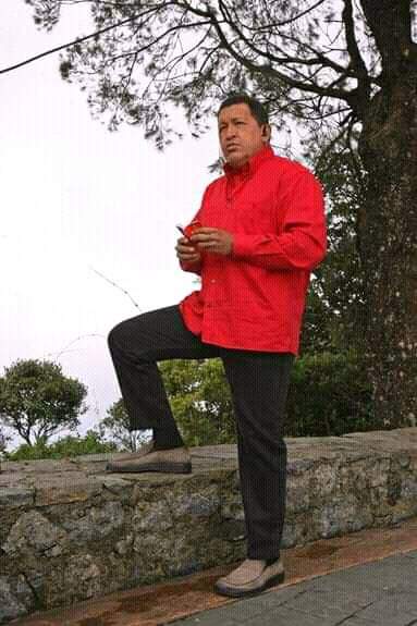 #Cuba Chávez Vive.