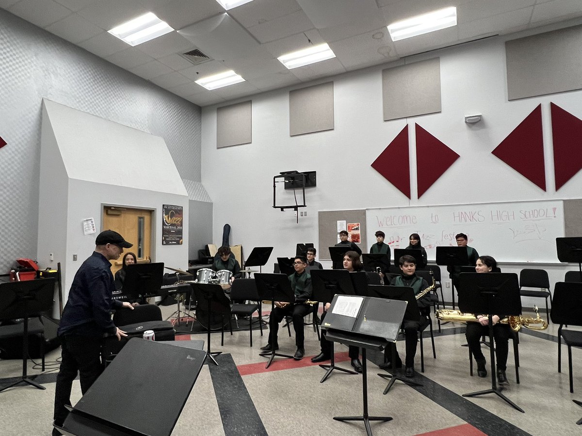 Congratulations to the #StallionJazzBand for earning a  #FirstDivision at the #HanksJazzFestival Hard work really does pay off!! #ProudBandDirector #StallionsUnited #MIOSM #TeamSISD #SISDFineArts @WDSlider_MS