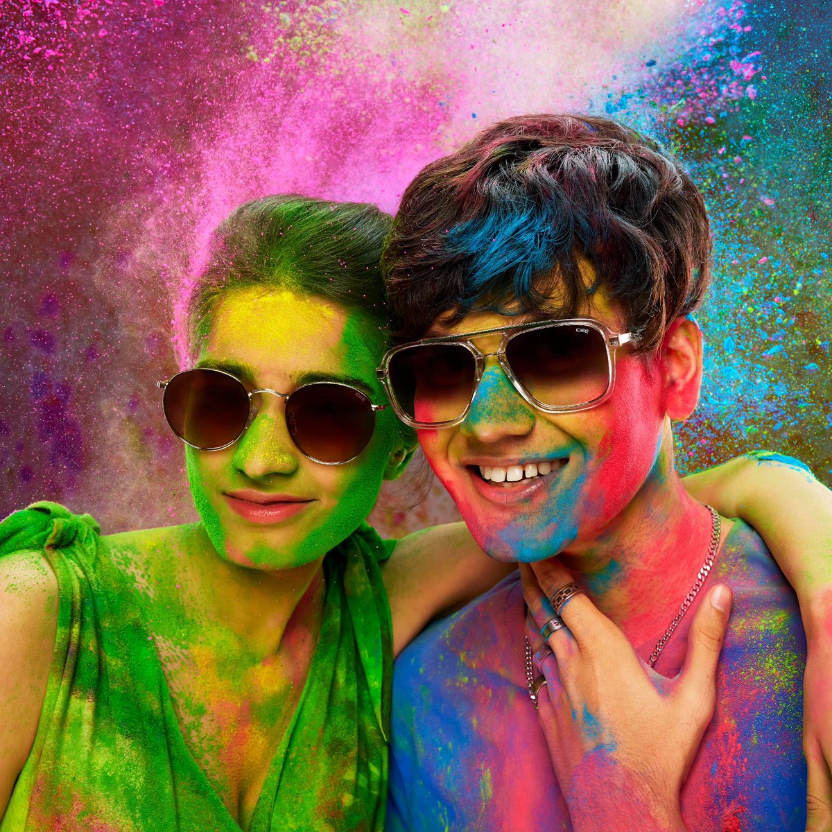 Are you ready to paint the town red, blue, green, yellow... ? #ThatsSoHoli

We have a range of shades and styles for you.

#sunglasses #frames #shades #eyewear #IDEEEyewear