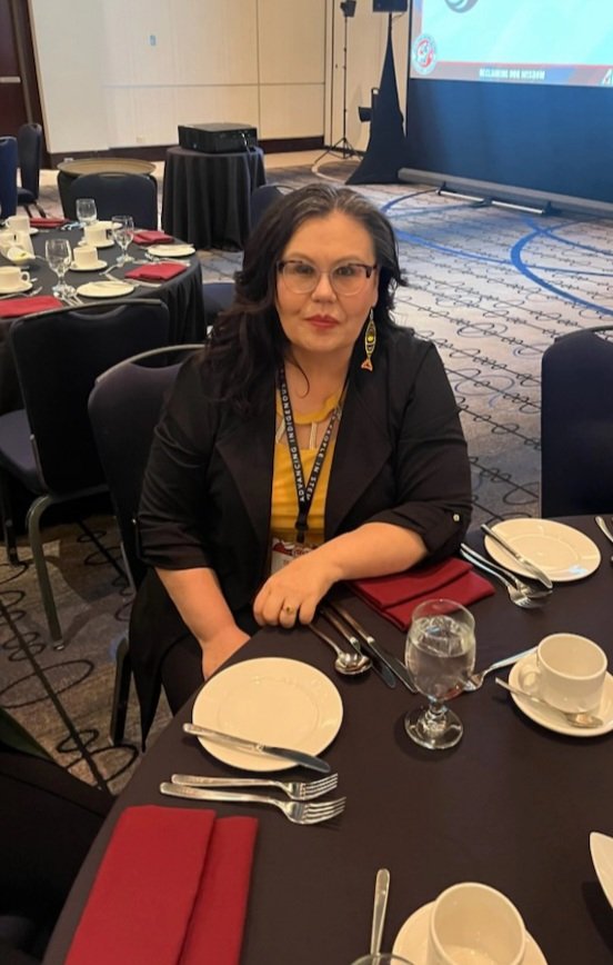 Tracey Kim Bonneau tweet media