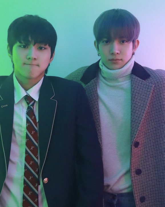 myday_01's tweet photo. 쌍둥이즈 정말귀여워요 기특해요 잘했어요 https://t.co/oKLakSpDDx