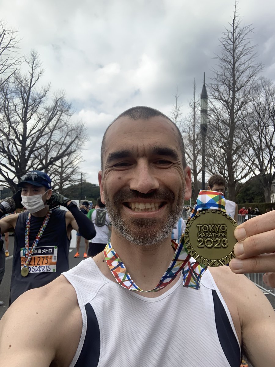 Marathon #35 <a href="/TokyoMarathon_E/">Tokyo Marathon Foundation</a> 3:02:30. J’y ai cru jusqu’à tard… mais j’ai un peu craqué à la fin (comme d’habitude). Mais j’ai bien profité de l’ambiance, les japonais sont des super supporters 👏