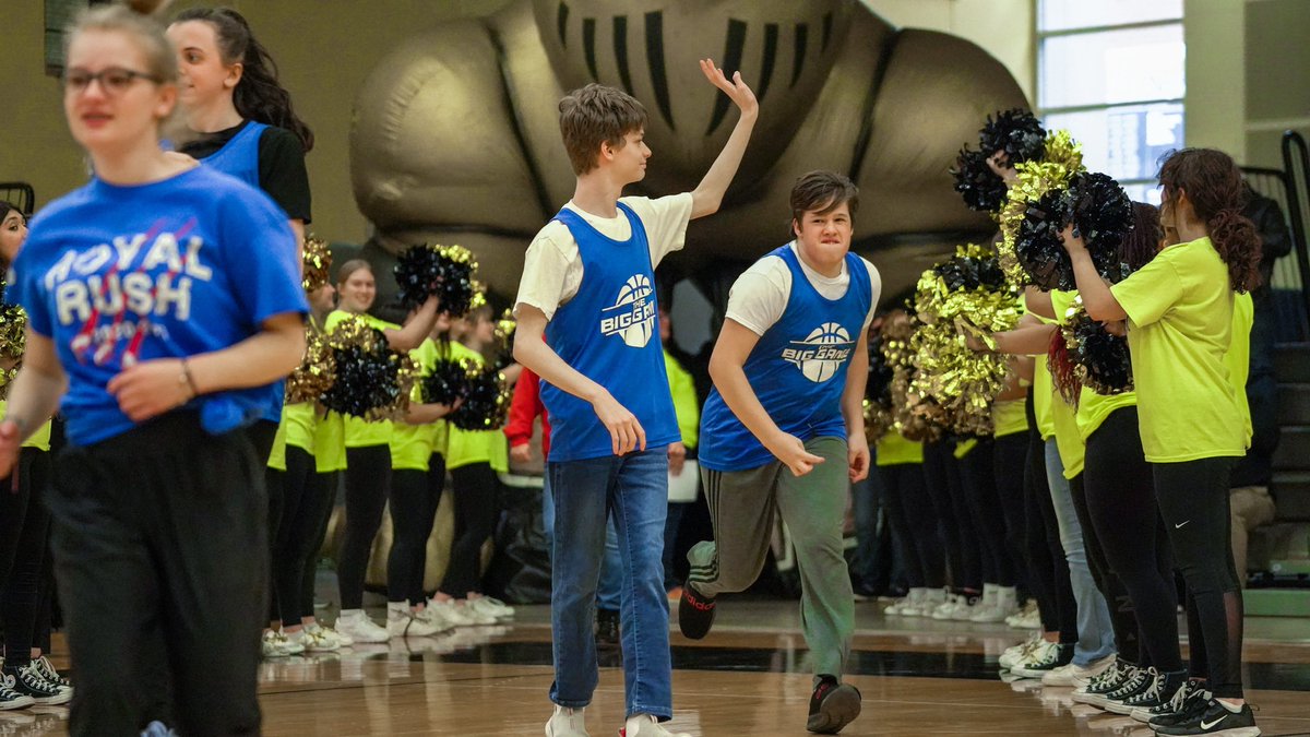 LakesEagles's tweet photo. Thank you to @GrayslakeNorth for hosting us yesterday for #TheBigGame, and to @infiniteflowdance for their inspiring performances. We are proud of these Eagles!
 @InfiniteFlowOrg @GNHSActivities 

📸Abby Gedville https://t.co/ypo6K1cRFg