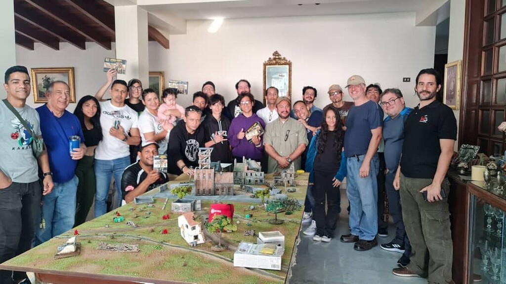 Felicitaciones a <a href="/thebeduino/">BEDUINØ</a>.2 y a @miniaturas_estadio_wargame porque sus esfuerzos rindieron frutos.

Así culminamos una jornada llena de alegría, un reencuentro con viejos amigos, una oportunidad de dejar de lado antiguas diferencias por el bien de la … instagr.am/p/CpZMf1JDfIF/