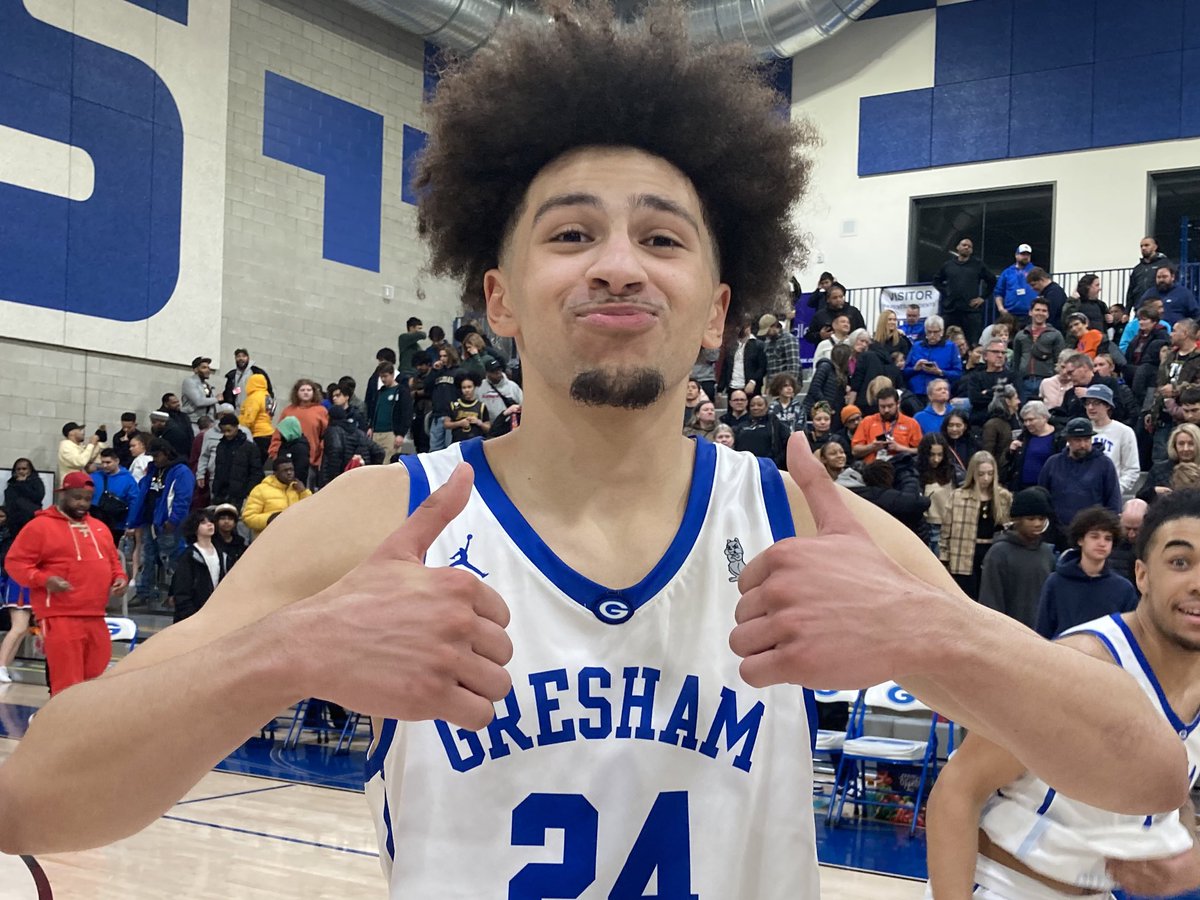 Prep Hoops Oregon (@prephoopsor) on Twitter photo It was not going to be the last game of his senior year for <a href="/EsyahPippa/">Esyah Pippa-White ππ€΄π½</a>. The guard put the team on his back at times and really battled all night long with <a href="/Kavon_Bradford/">Kavon Bradford</a>. He finished with 14 pts, 8 reb, 6 ast as he helped lead the Gophers to state. It was not going to be the last game of his senior year for <a href="/EsyahPippa/">Esyah Pippa-White ππ€΄π½</a>. The guard put the team on his back at times and really battled all night long with <a href="/Kavon_Bradford/">Kavon Bradford</a>. He finished with 14 pts, 8 reb, 6 ast as he helped lead the Gophers to state.