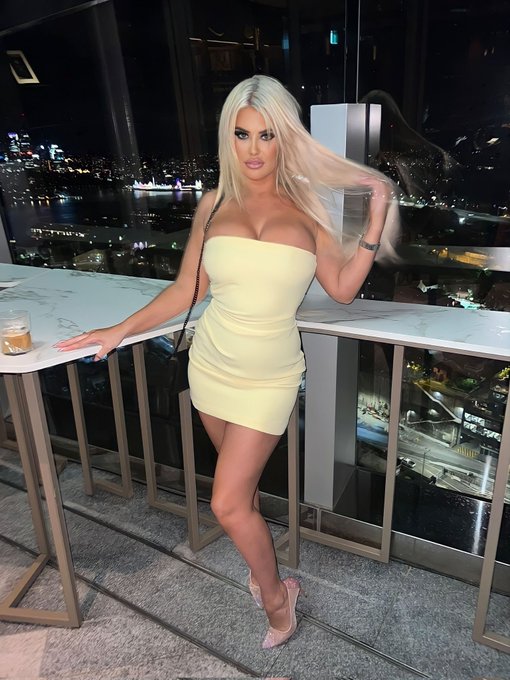 Porn Star Era? Maybe .... 🤭 #linkinbio 😘 https://t.co/7fnUoyoiEf<a href="/tag/linkinbio"class="tags">#linkinbio</a>