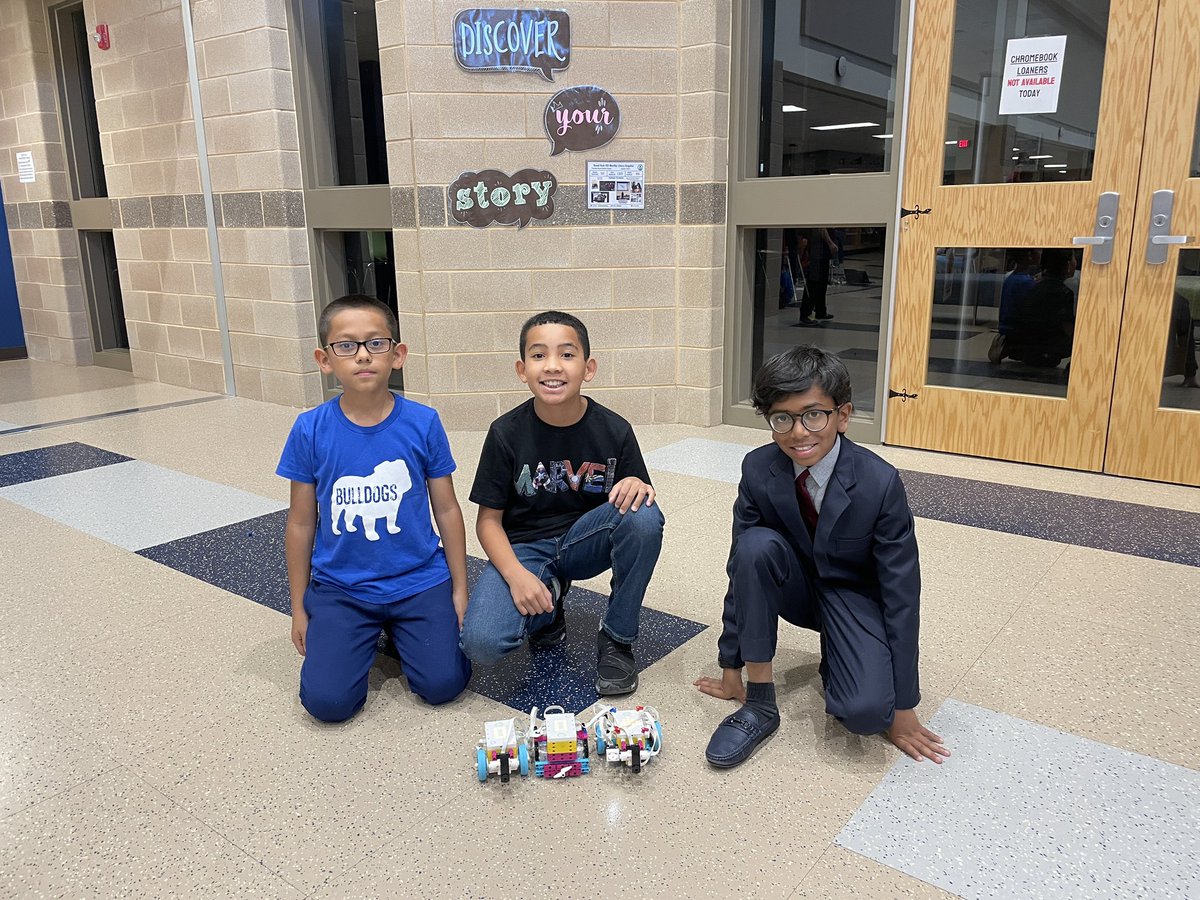Great things are happening at BBE! @BluebonnetRRISD @Enrich_RRISD @RoundRockISD @LEGO_Education