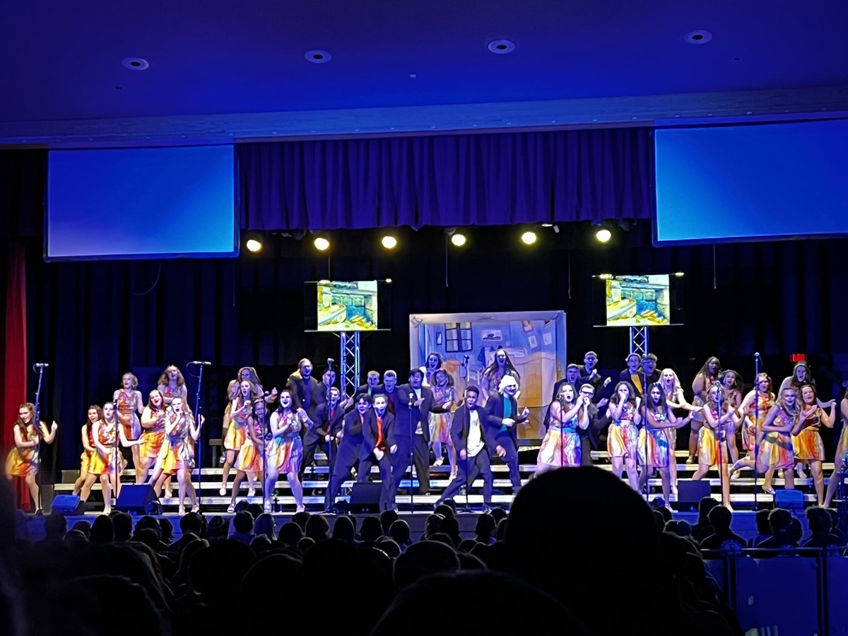 Tears to my eyes seeing how much these once little musical Leopards have grown! Well done HHS Prestige!  #LindenLegacy #BigBlueOnTheMove #heARToftheBlue