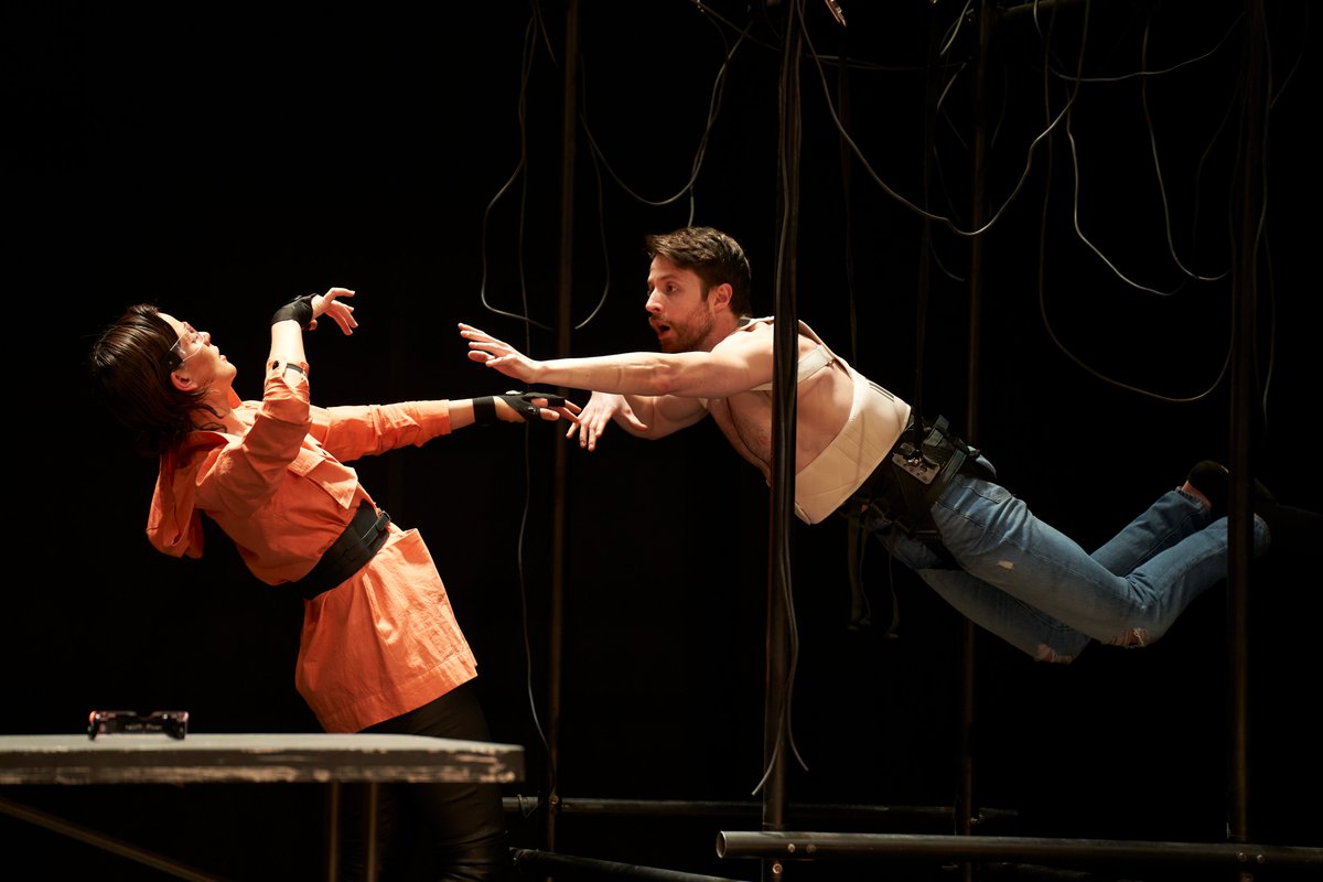 ¡ÚLTIMAS FUNCIONES!
Se agota el tiempo para ver Inteligencia Actoral, aprovecha, es momento de ver el primer MONTAJE con un REEMPLAZOIDE en este país.

Temporada en el <a href="/Helenico/">Centro Cultural Helénico</a>
Boletos en nuestro link:
helenico.gob.mx/inteligencia-a…

#CDMX #cultura #teatro #ciencia #experimentoia