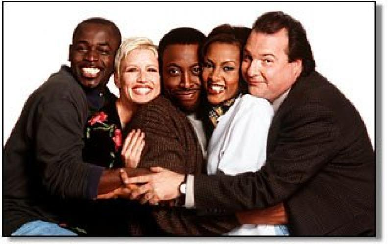 In 1997 and 26 Years Ago, #Arsenio premiered on @ABCNetwork on this day and hope he does another sitcom in the future. RT and Like if you remember this show. (@ArsenioHall, @MsVivicaFox, @AlimiBallard, @ActorKevinDunn, @shawneesmith, #DavidSRosenthal, #BruceRasmussen, @amblin)