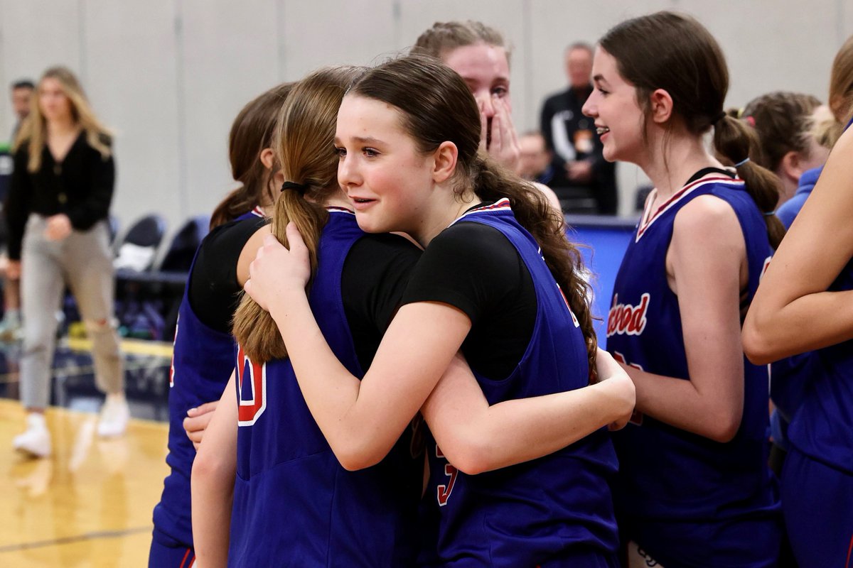 BCJrGirlsBBall's tweet photo. Courtside Championship Moments https://t.co/gDXWLAWHxM