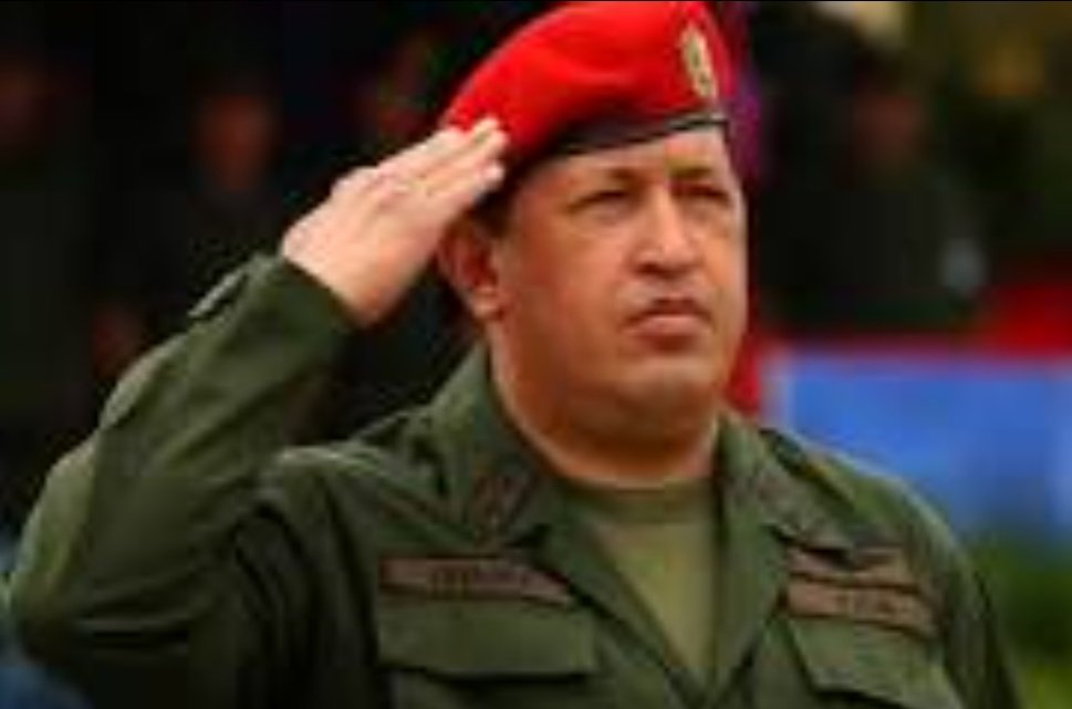 El Comandante Hugo Chávez, gran defensor de los derechos de la humanidad... Hoy a 10 años de su siembra reiteremos el apoyo irrestricto al proceso revolucionario y a la defensa de la Patria porque #YoSoyChávez
<a href="/NicolasMaduro/">Nicolás Maduro</a> 
<a href="/WBenavides_MRT/">Williams Benavides</a>