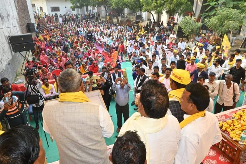 ArunrajbharSbsp's tweet photo. फिरोजाबाद में https://t.co/sibAKbtE7k
