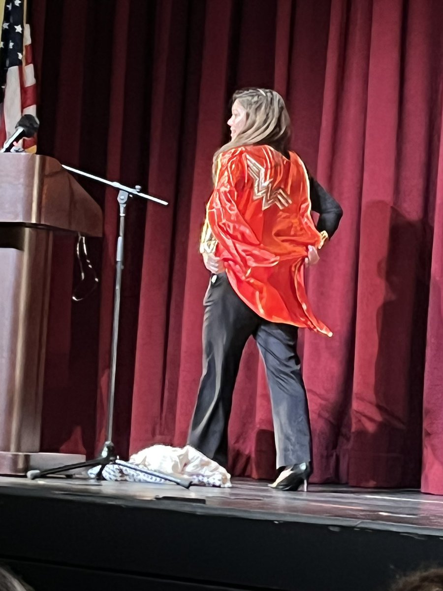 DrRenaeBryant's tweet photo. @ACSARegion16 Women In Ldrshp Summit @acallahan_amy from @RenLearnUS & Ventura USD dropped some inspiration from her own ldrshp journey at Renaissance & as a Board Mbr. She also dropped her jacket revealing a Wonder Woman cape reminding us all of r heroine status! #ACSA16 #WIL https://t.co/dlWOaDc54h