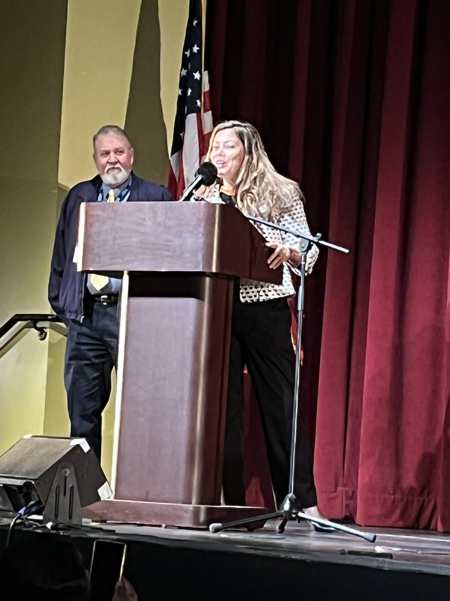 DrRenaeBryant's tweet photo. @ACSARegion16 Women In Ldrshp Summit @acallahan_amy from @RenLearnUS & Ventura USD dropped some inspiration from her own ldrshp journey at Renaissance & as a Board Mbr. She also dropped her jacket revealing a Wonder Woman cape reminding us all of r heroine status! #ACSA16 #WIL https://t.co/dlWOaDc54h