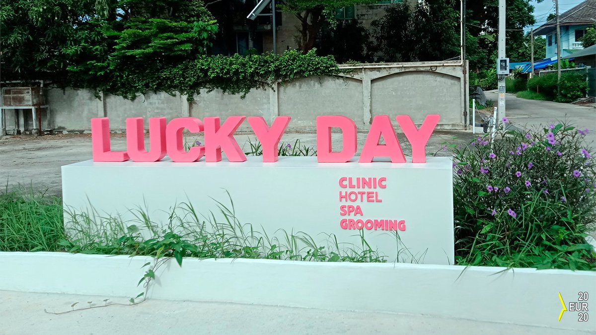 20Eur20's tweet image. Lucky  #Bangkok 
#BusinessSign
