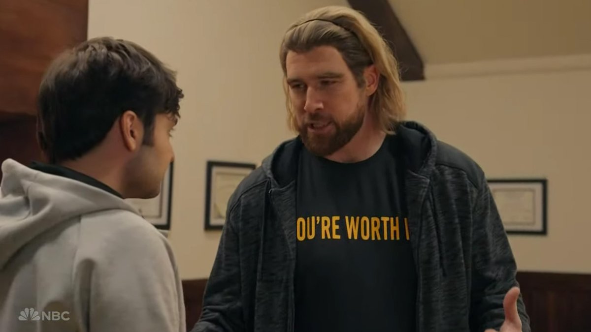 newheightshow's tweet photo. Which @tkelce hairstyle is your fav? 😂 @nbcsnl https://t.co/xxFoCgqobd