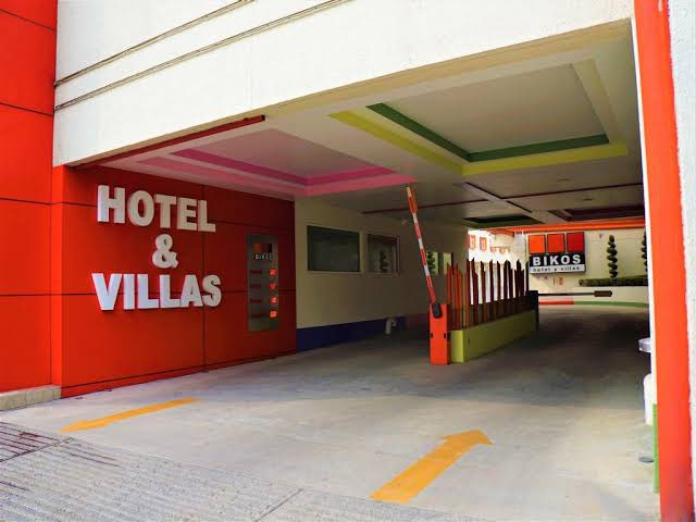 Vamos a estar en el hotel #bikos   por si alguna #pareja #unicornio #single nos quiere alcanzar https://t<a href="/tag/bikos"class="tags">#bikos</a><a href="/tag/single"class="tags"><span>#single</span></a><a href="/tag/pareja"class="tags"><span>#pareja</span></a><a href="/tag/unicornio"class="tags"><span>#unicornio</span></a>