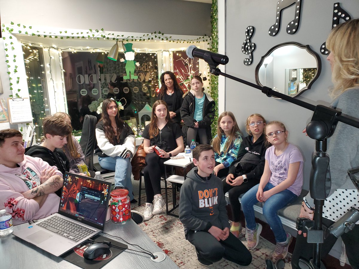 Bello Voice Studio tweet media