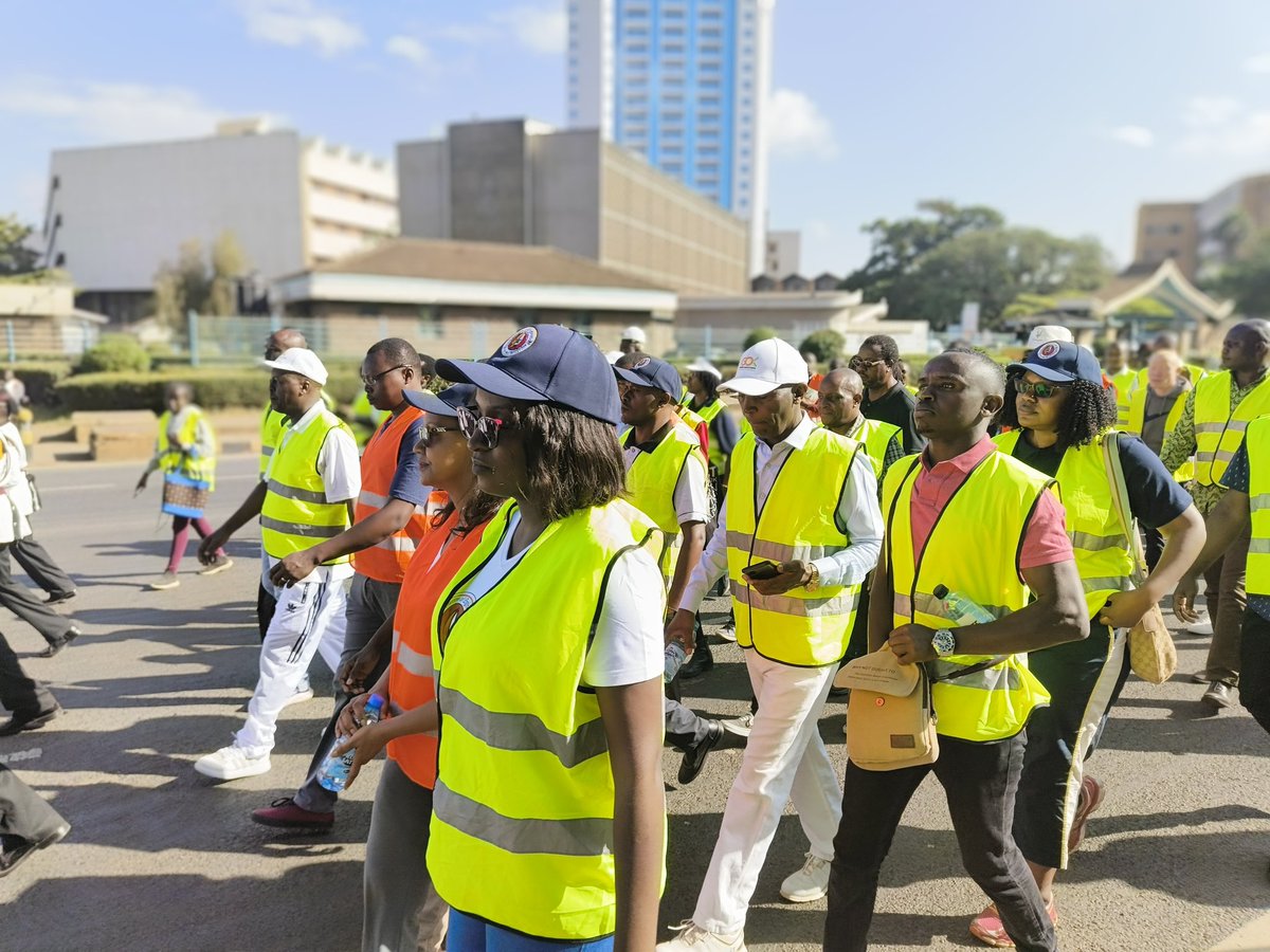 KilatyaLilian's tweet image. Yesterday Engineers celebrated the #WorldEngineeringDay2023 in  Nairobi and #IEKMashinani. It was a great honour to have Eng. Joseph Mbugua the PS State Department for Roads and Eng. John Kiragu the MP of Limuru as guests.
I am a proud Civil Engineer 😊