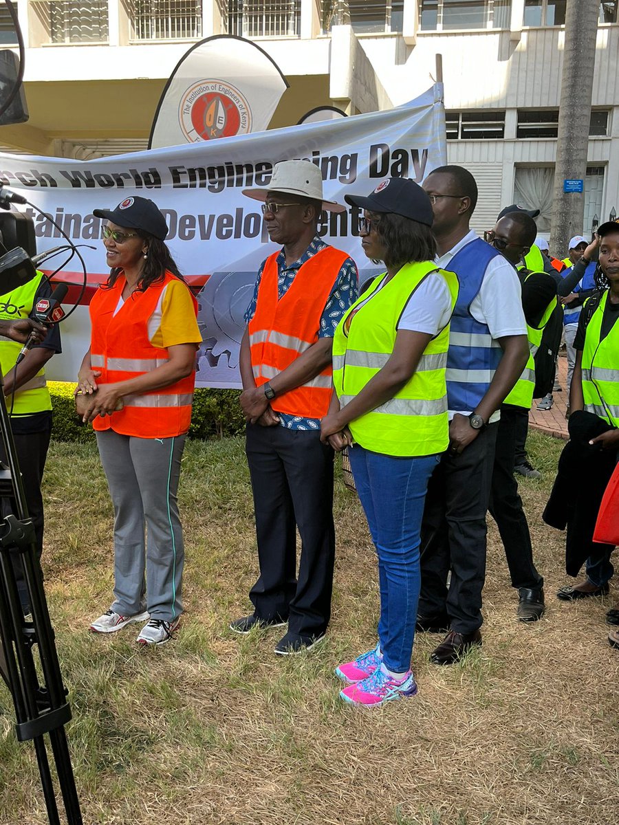 KilatyaLilian's tweet image. Yesterday Engineers celebrated the #WorldEngineeringDay2023 in  Nairobi and #IEKMashinani. It was a great honour to have Eng. Joseph Mbugua the PS State Department for Roads and Eng. John Kiragu the MP of Limuru as guests.
I am a proud Civil Engineer 😊
